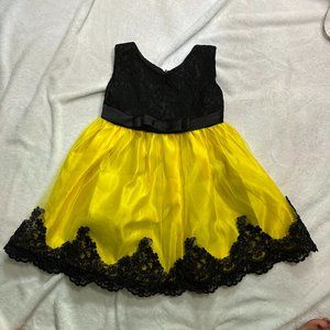 Floral Lace V-Neck Embroidered Pageant Black and Yellow Lace Dress Size 4T